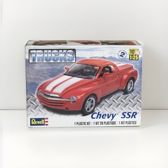 Revell Chevy SSR “Trucks” 1/25 Model Kit #85-4052 NEW FACTORY SEALED
