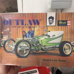 🏆Revell Ed “Big Daddy” Roth’s 🔥Outlaw🔥 1/25 Model Authentic Kit Open Box