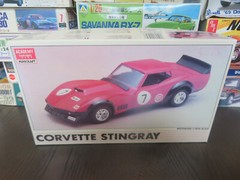 Mini Craft Chevy Corvette Sealed Inside 1/24