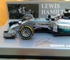1/43 MINICHAMPS MERCEDES AMG PETRONAS F1 Team Hamilton,world champion2014 !!