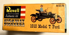 Antique Revell 1910 model “T” Ford Highway Pioneers Unbuilt HTF Rare, 1960 1/32