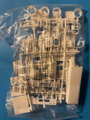 DIRTRACK RACECARS SUPERMODIFIED SPRINTCAR MODEL KIT AMT ERTL 1/25 SCALE NEW LOOK