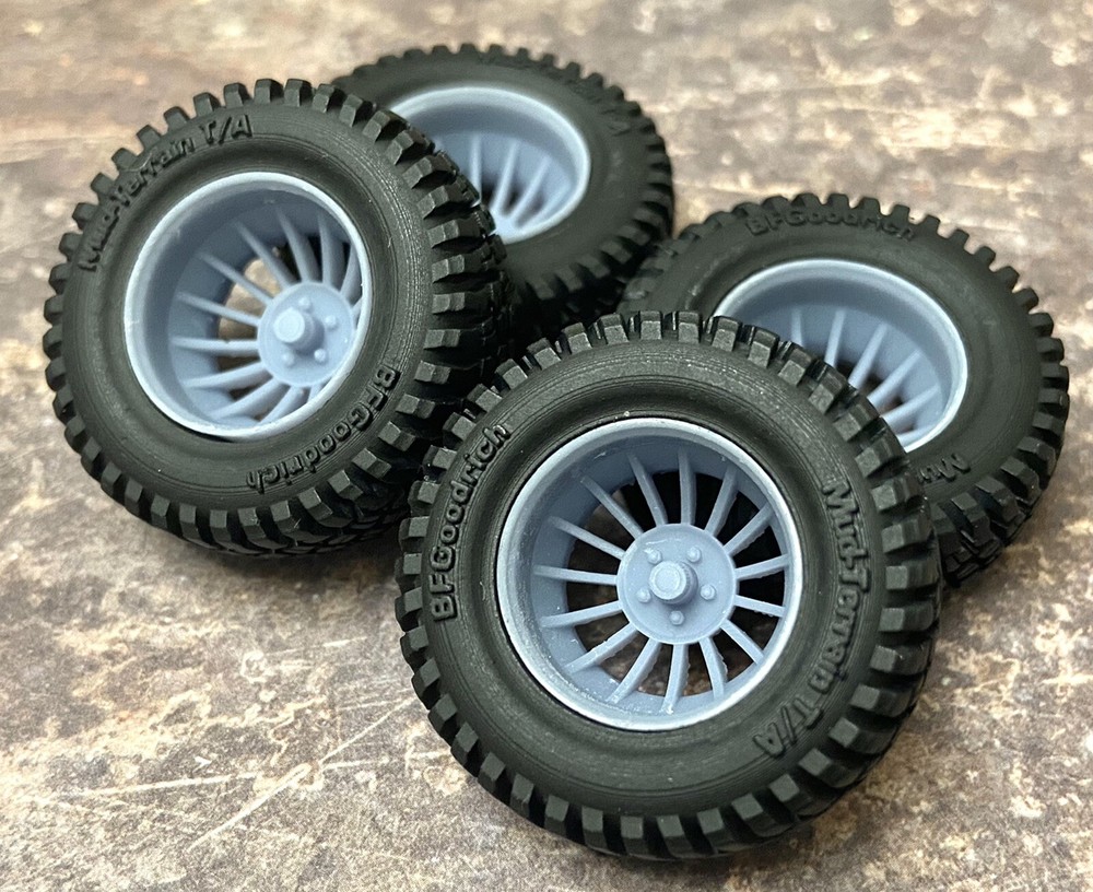 1/24 Scale: 18-Inch “Off-Road Western Cyclone” Wheels W/ Mud Tires;Jeep, Resin