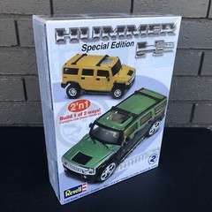 Revell Hummer H2 Special Edition 2’n1 Kit # 85-4207 New Sealed