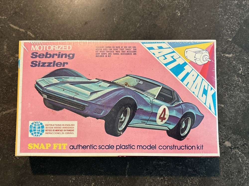 The Lindberg Line Motorized Sebring Sizzler Snap Fit Fast Track Kit SEALED NIB