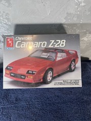 1990 AMT ERTL Chevrolet Camaro Z-28 T-Top 1/25 Plastic Model Kit 6023 New Sealed