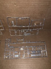 Vintage Junkyard Lot Of Plastic Model Car Chrome Grids (Lot Jy352)