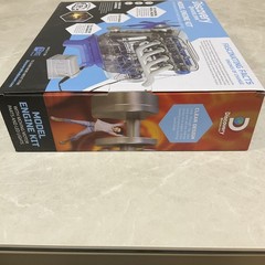 Discover Mindblown Model Engine Kit 104-Piece STEM DIY LED Working Engine NIB
