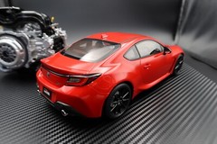 Kusaka Engineering / MAKE UP Co, Ltd. 1/18 SCALE TOYOTA GR86 Spark Red In stock