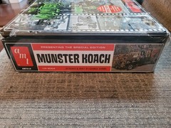 AMT #619 Special Edition Munsters Koach, Drag-u-la Models w/Collectable Tin!