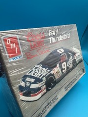 AMT Thunderbird Bill Elliott #9 Coors Light NASCAR 1/25 Kit