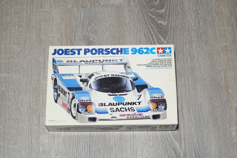 Tamiya 1/24 Joest Porsche 962C (24097)