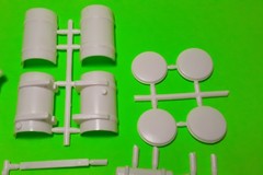 Peterbilt 359 Wrecker 1/25 Junkyard Chrome Exhaust Pipe Battery Box Fuel Tanks