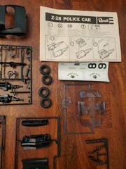 REVELL 1/25 Rare/Vtg CHEVY CAMARO Z28 POLICE CAR 7210 New Open Box Complete