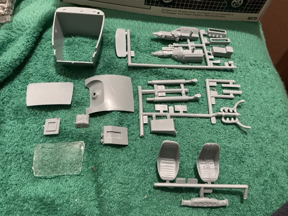 1 25 scale model parts 1933 Willys Coupe Engine Block,exhaust More Lot Only