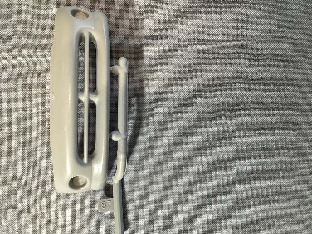 AMT/ERTL 6808 Dodge Viper RT/10 Parts Kit Bash Front Fascia #87