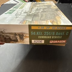 Dragon Sd.Kfz. 251/6 Ausf. C Command Vehicle 1:35 Plastic Model Kit 6206