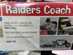 AMT 30261 Barris Raiders Coach CUSTOM SHOW CAR 1/25 McM KIT FS
