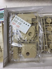 Nichimo 1:35 Panther G Historical Sealed Parts New