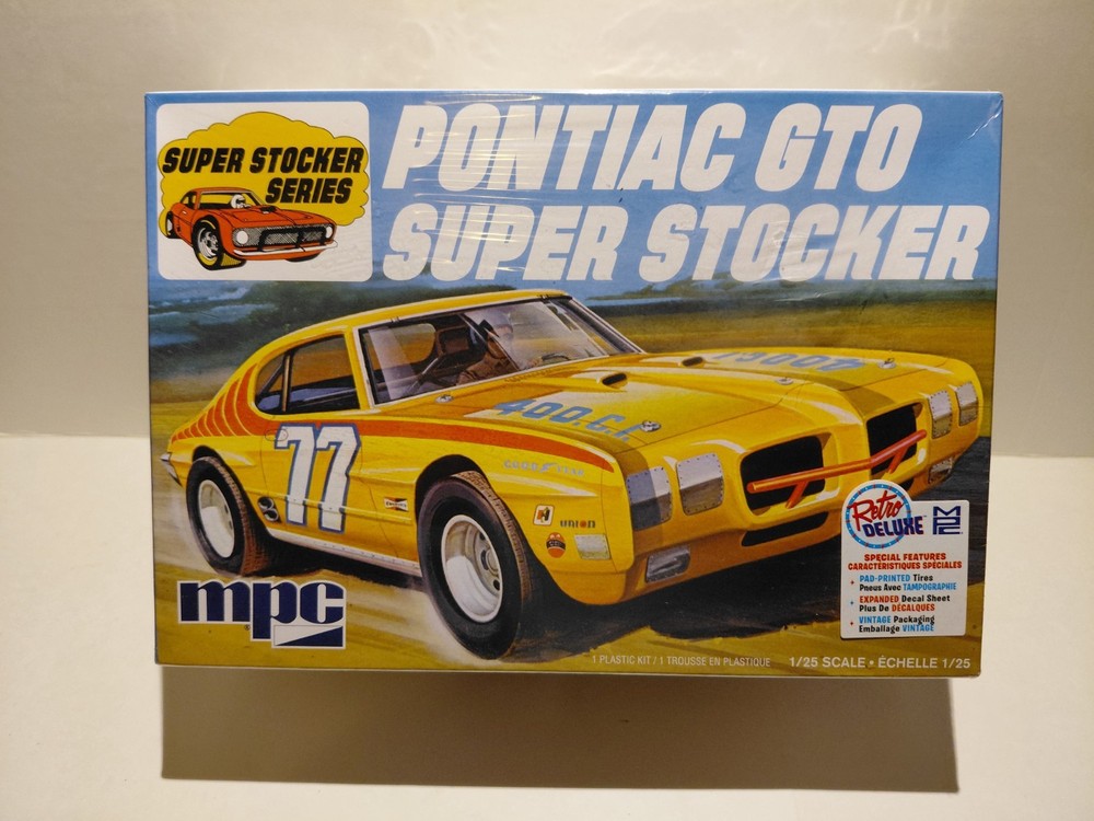 MPC 1970 Pontiac GTO Super Stocker Series Model Kit 1:25 Scale MPC939M/12 New!