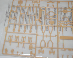1/35 PARTS SPRUE B FROM ESCI LAV-25 TUA IN SEALED BAG SUSPENSION HULL MISC PARTS