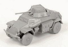 1/100 German Light Armored Car Sd.kfz.222 Zvezda 6157 Model kit (Art of Tactic)
