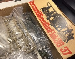 Tamiya 88mm Gun Flak 36/37 1/35 model kit. NIB never started, Kit #MM117-998