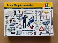 ITALERI Truck Shop Accessories Model Kit No. 764 1:24 Scale Almost Complete