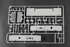 Trumpeter 00944 PZ.KPFW.VI AUSF.E SD.KFZ.181 TIGER I MEDIUM PRODUCTION 1:16 Kit