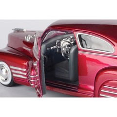 1948 Chevy Aerosedan Fleetline, Red – Motormax Premium 8x3x2.5 inches,
