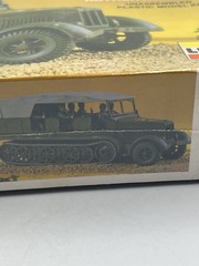 LINDBERG GERMAN WWII 8 TON SEMI TRACK SD KFZ7 MILITARY MODEL KIT NEW-SEALED 1/40