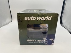AUTO WORLD The Freedom Brigade Humvee HMMWV 1:18 Scale Die-Cast (D1)