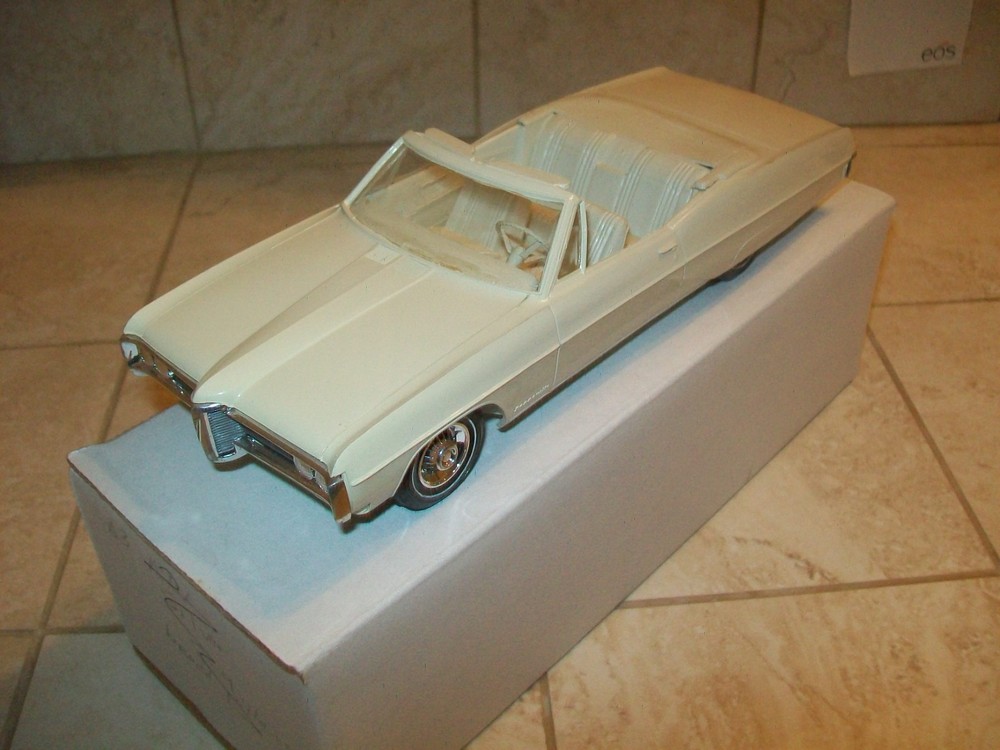 1968 Pontiac Bonneville Convertible Promo Car N/Mint