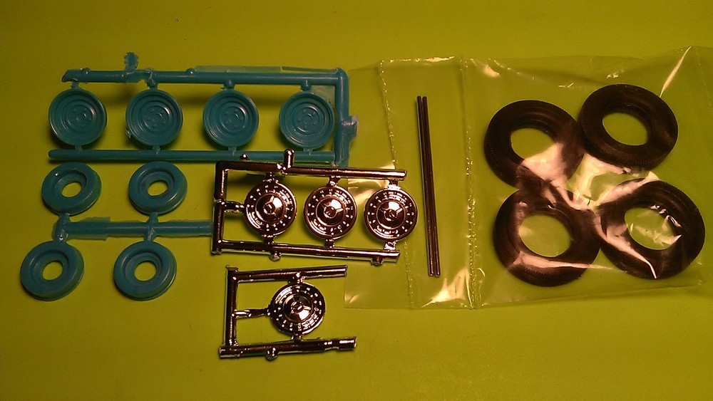 57 1957 Chevy Bel Air 1/25 chrome rim steel wheel hub cap tires metal axle model