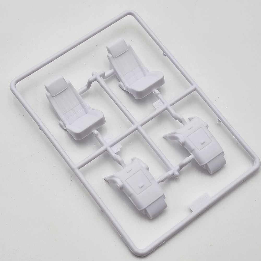 Revell 1/25 85 Oldsmobile 442/FE3-X 85-4446 Parts Front Bucket Seats