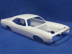 🌟 Body Shell & Frame 1971 Cuda 1:24 Scale 1000s Model Car Parts 4 Sale Revell
