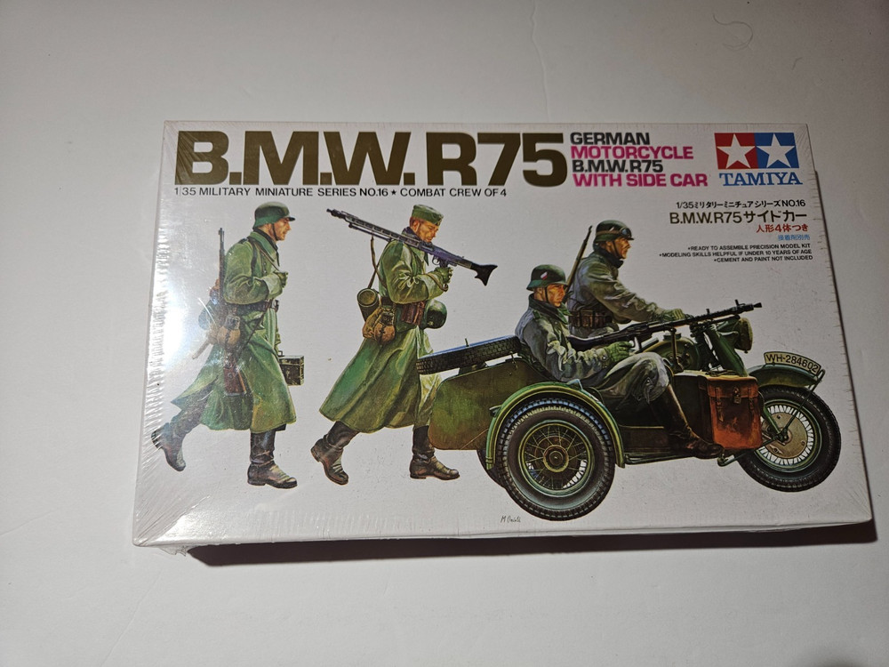Tamilya 1/35 German BMW R75 with sidecar NIB