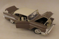 Vintage Revell 57 Chevy Bel-Air 1/25 Scale Model Kit H-1284 Built