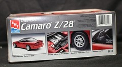 Vintage 1993 AMT Ertl Chevrolet Camaro Z/28 Model Kit 1:25 #8611 Open No Decals