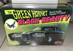 Polar Lights 994 GREEN HORNET TV Show BLACK BEAUTY CAR plastic model kit 1/32
