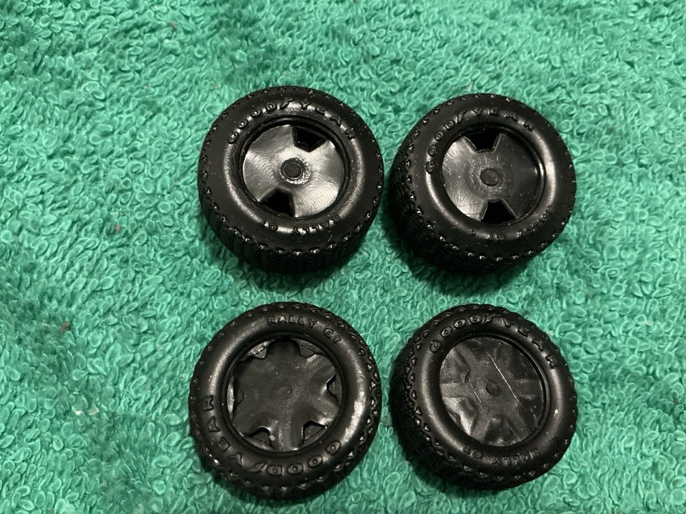 1 25 scale model parts 1940 Willys Coupe/pickup Goodyear Tire Set Only
