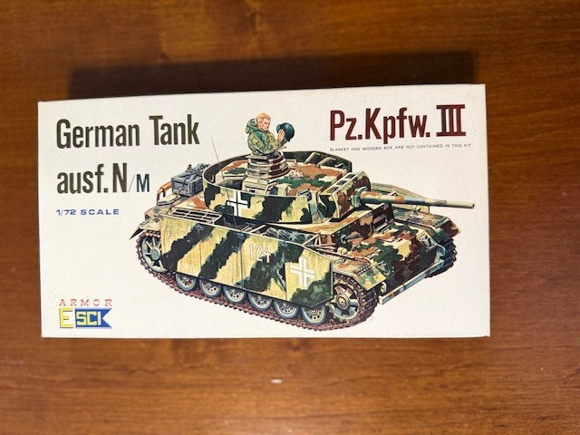 GERMAN TANK PZ KPFWII AUSF N-M 1-72 SCALE ESCI #8021 BOIS