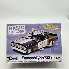 UH Revell 1:24 Plymouth Duster Cop Out Police Car 08-0853 Basic Builder *READ*