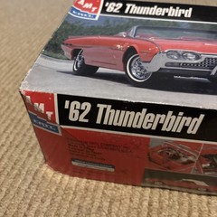 AMT ERTL Classics 1962 Ford Thunderbird 1:25 Scale Model Kit Never Built