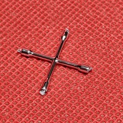 4 Way Lug Nut Wrench 1960 Ford F-100 Pickup 1:25 scale model car part AMT