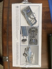 SEALED Revell Ford Bronco 1:25 Scale Plastic Model Car Kit 85-4320