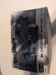 Revell ’86 Chevrolet Monte Carlo SS 1:24 Unassembled Model Kit MPN 85-2862