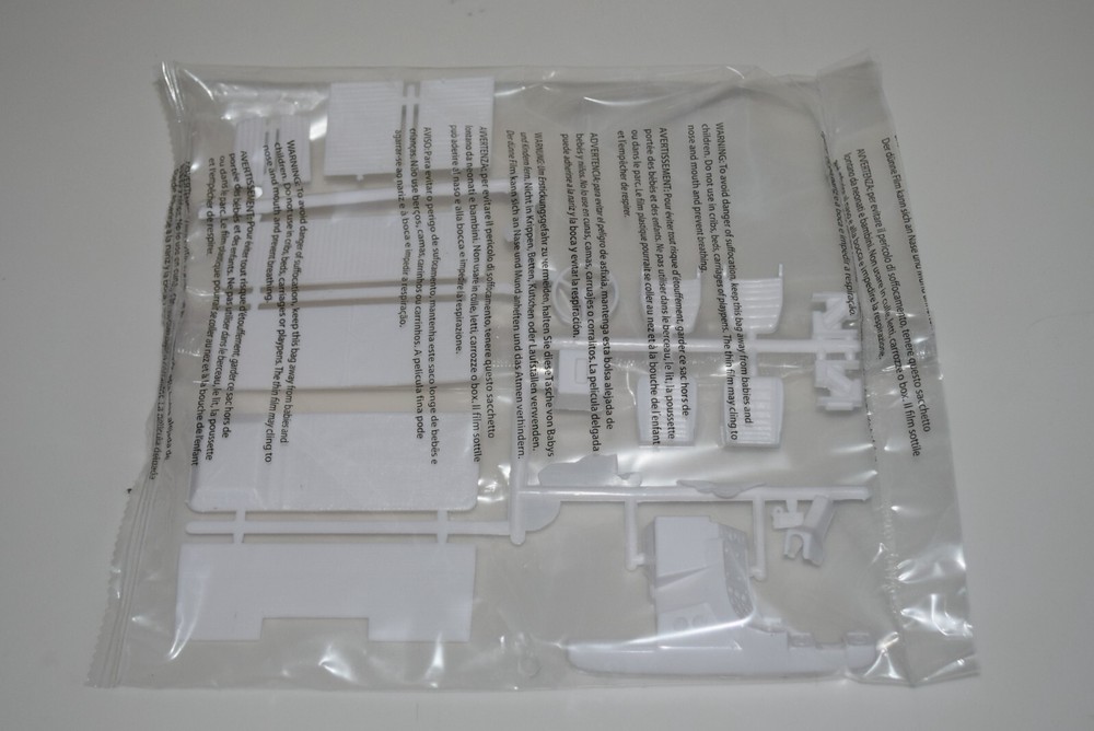 AMT CHEVY TITAN 90 1417/06 ⭐PARTS⭐ INSTRUMENT CONSOLE+MORE 1:25