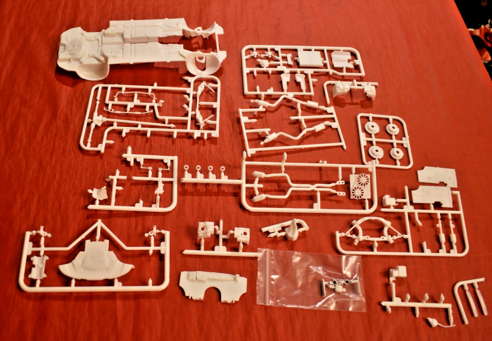 AMT 2021 Dodge Charger Hellcat Redeye Wide Body Chassis 1/25
