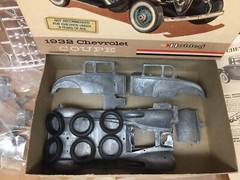 VINTAGE 1960’S HUBLEY METAL MODEL KIT 1932 CHEVROLET COUPE COMPLETE IN BOX